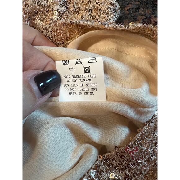 Gold Sequin V-Neck Cami Racerback Adjustable Straps Size XS NWT - Picture 11 of 13